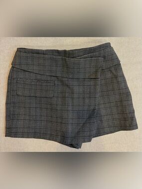 Forever 21 wrap front mini skort